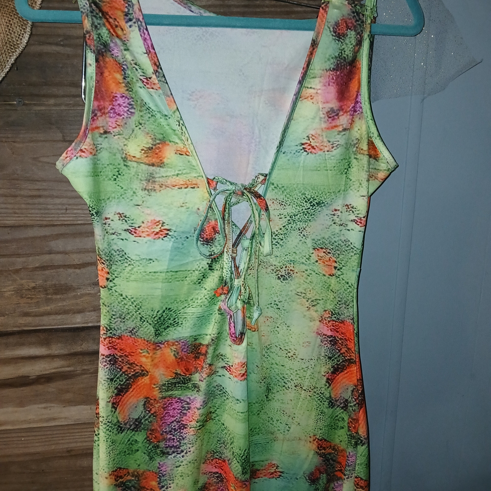 NWOT Vibrant Multicolor Sleeveless Jumpsuit - Picture 4 of 4
